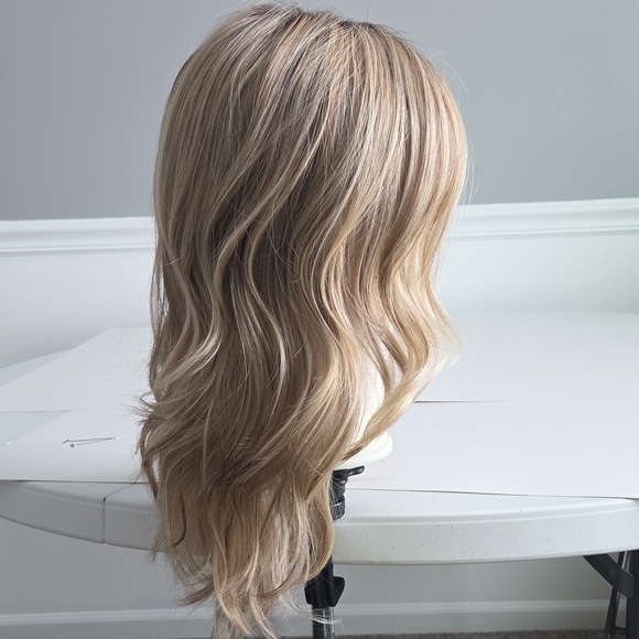 Belle Tress Laguna Beach Raw Sugar Blonde Wig Heat Friendly Medium Length Wavy - Picture 5 of 12